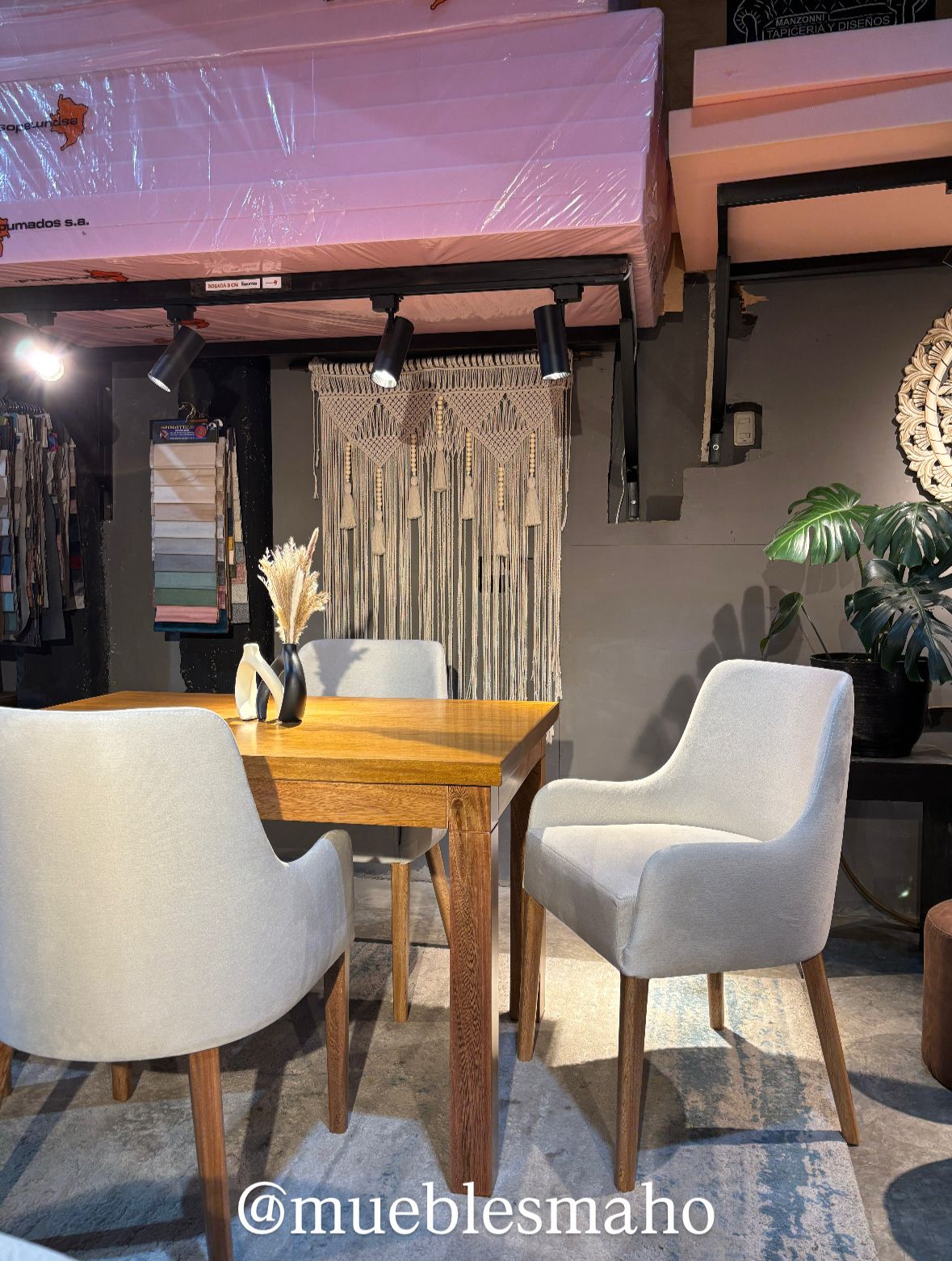 Silla de comedor Nova