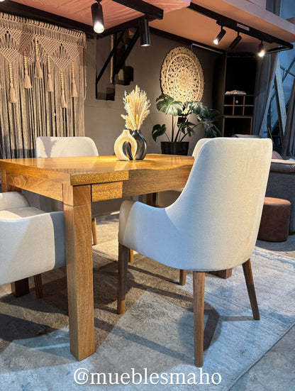 Silla de comedor Nova